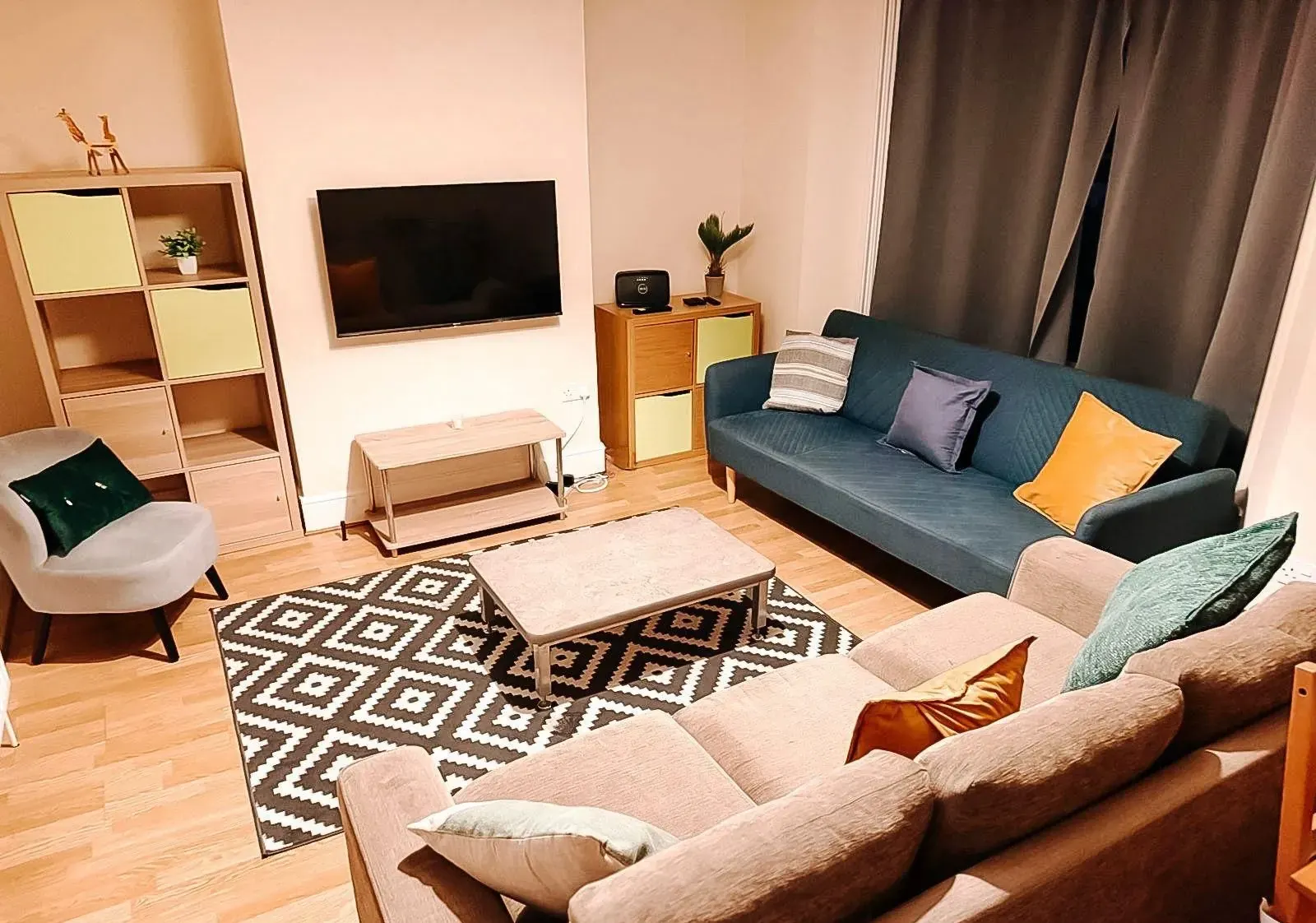 The living room at SA Endeavours